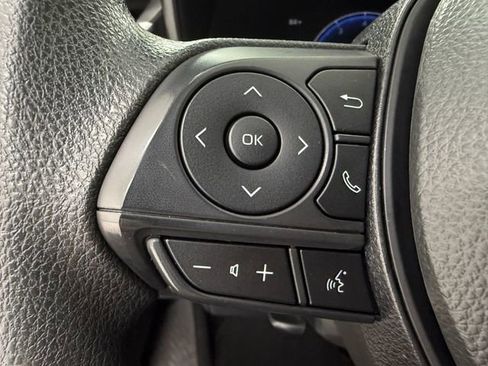 Used 2026 Toyota Corolla LE FWD image 10