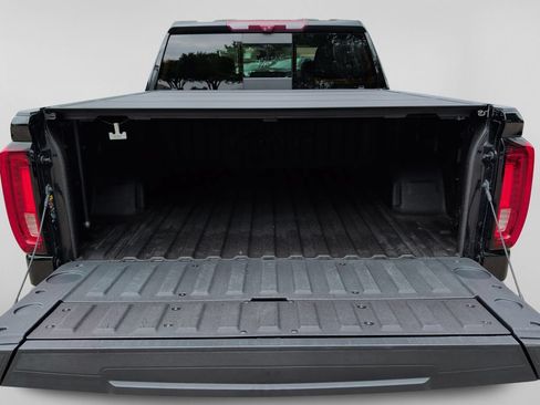 Used 2024 GMC Sierra 1500 Denali w/ Technology Package AWD/4WD image 38