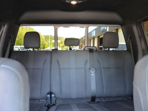 Used 2016 Ford F150 XLT w/ Equipment Group 302A Luxury AWD/4WD image 25