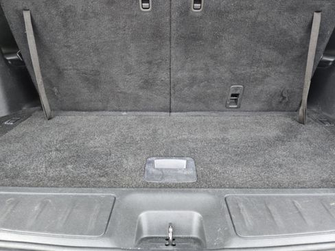 Used 2017 Nissan Pathfinder SV FWD image 27