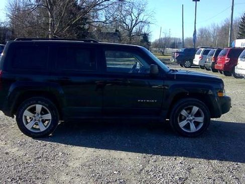Used 2011 Jeep Patriot Latitude image 3