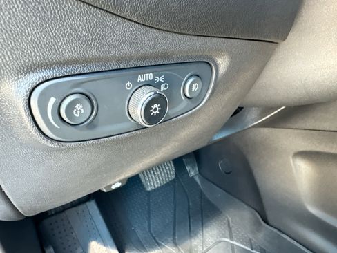 Certified 2023 Chevrolet Equinox Premier AWD/4WD image 20