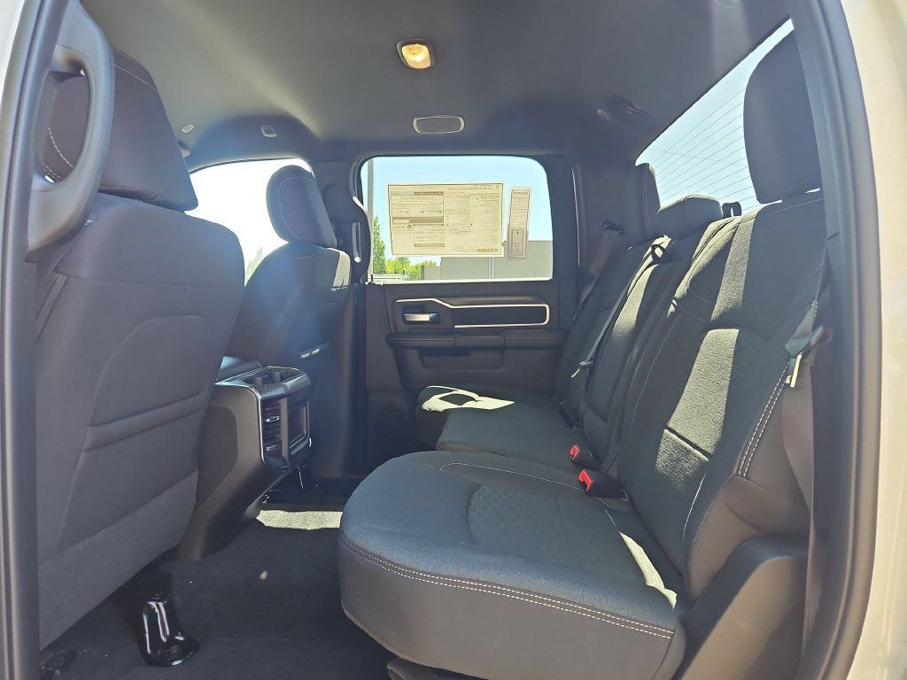 New 2026 RAM 2500 Big Horn AWD/4WD image 14