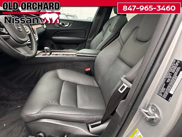 Used 2025 Volvo V60 B5 Cross Country Plus AWD/4WD image 12
