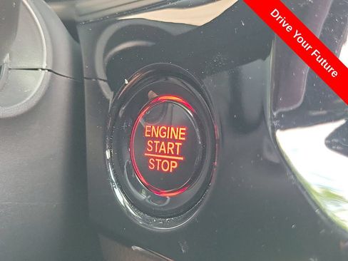Used 2025 Honda Civic Sport image 9