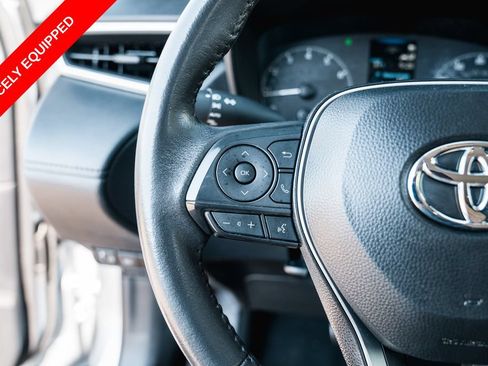 Certified 2024 Toyota Corolla Cross LE FWD image 16