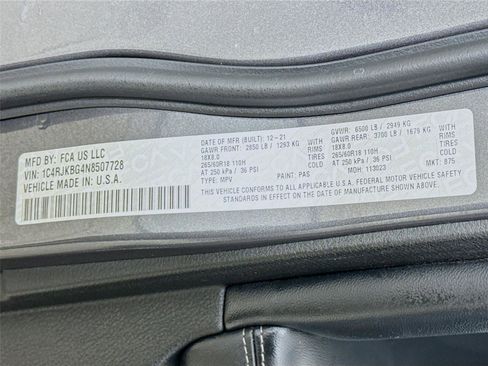 Used 2022 Jeep Grand Cherokee L Limited image 35