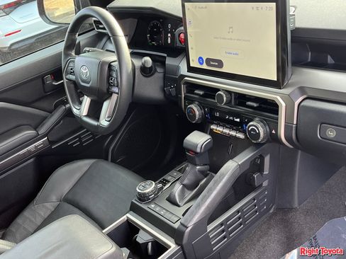 Certified 2026 Toyota 4Runner TRD Off-Road Premium w/ Tow Technology Package AWD/4WD image 13