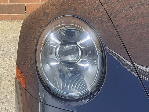 Certified 2021 Porsche 911 Turbo S image 12