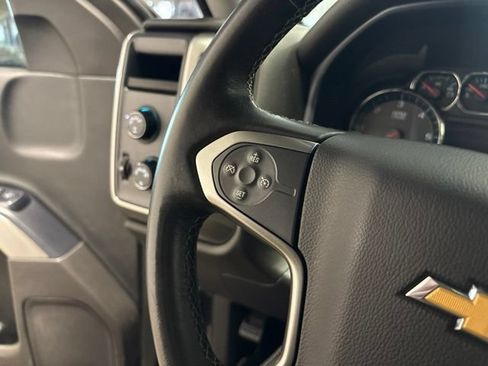 Used 2018 Chevrolet Silverado 1500 LT AWD/4WD image 15