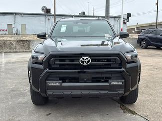 Used 2025 Toyota 4Runner SR5 video 2