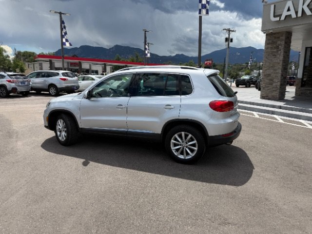 Used 2017 Volkswagen Tiguan Wolfsburg Edition AWD/4WD image 6