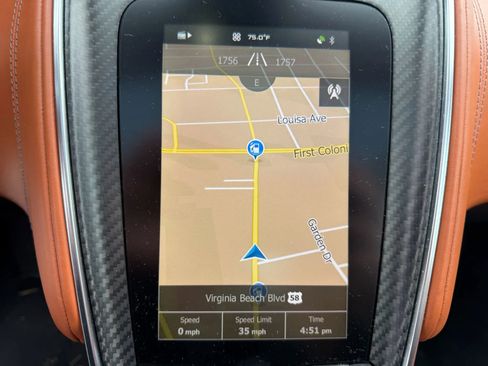 Used 2017 McLaren 570S image 31