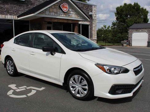 Used 2021 Subaru Impreza 2.0i image 3