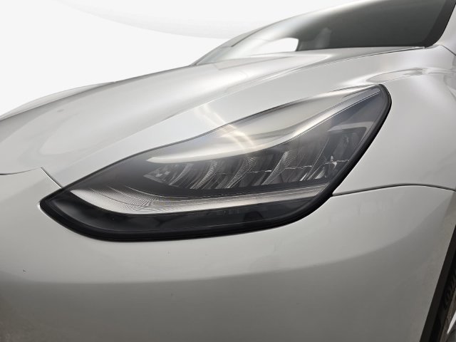 Used 2020 Tesla Model Y Long Range AWD/4WD image 33