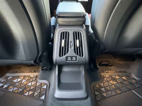 New 2025 BMW X1 xDrive28i w/ Technology Package image 25