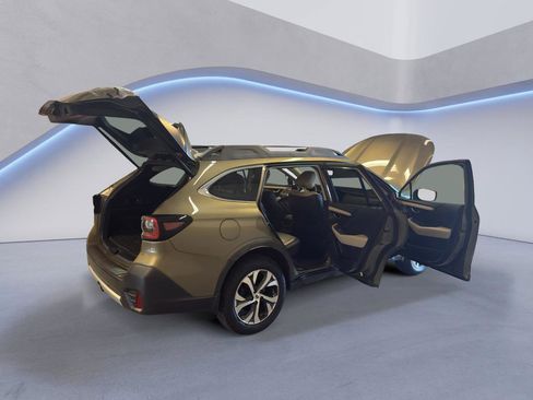 Used 2020 Subaru Outback Limited image 13