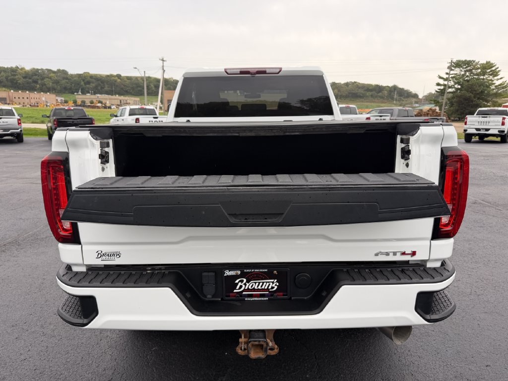 Used 2022 GMC Sierra 2500 AT4 w/ Gooseneck/5TH Wheel Package AWD/4WD image 12