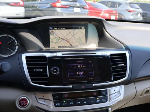 Used 2014 Honda Accord EX-L image 19