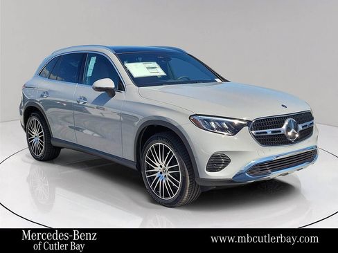 New 2026 Mercedes-Benz GLC 300 image 1