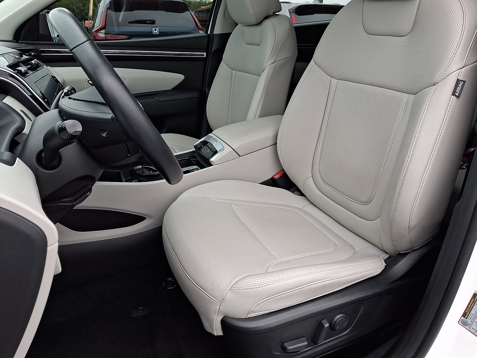 Used 2023 Hyundai Tucson SEL w/ Convenience Package AWD/4WD image 13