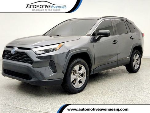 Used 2023 Toyota RAV4 LE AWD/4WD image 1