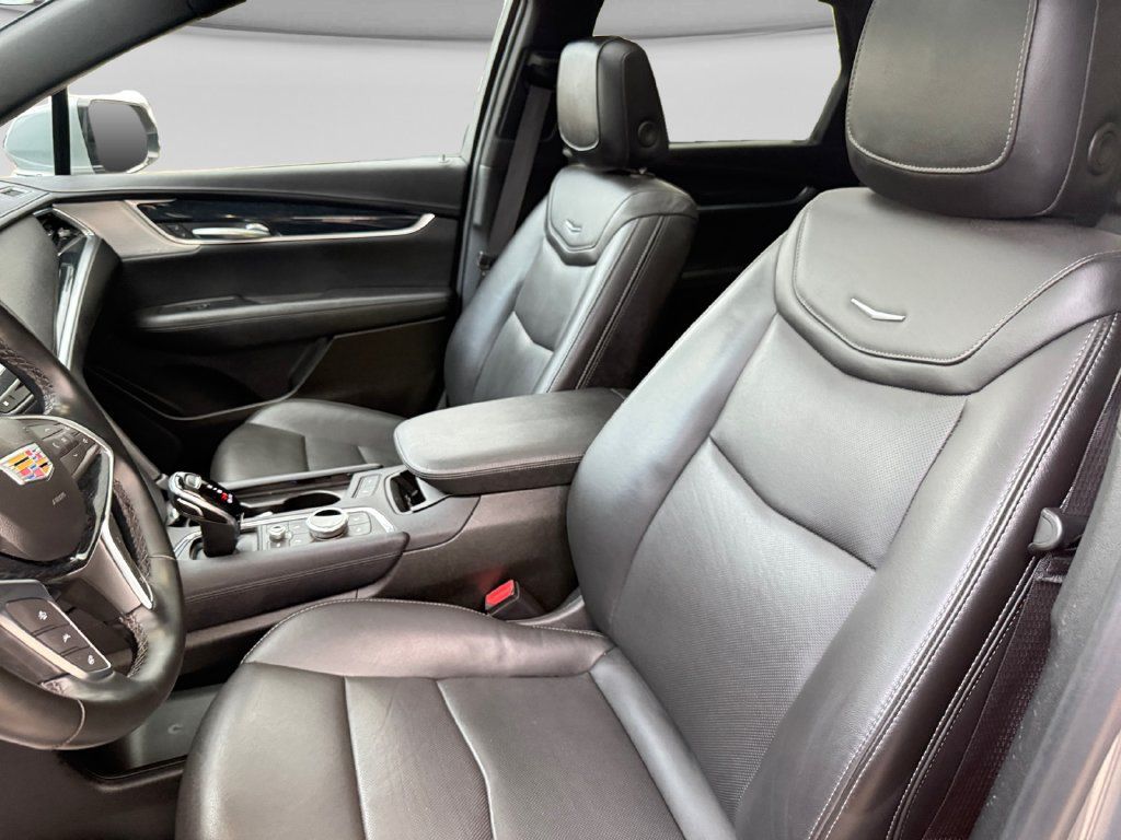 Used 2025 Cadillac XT5 Premium Luxury AWD/4WD image 21