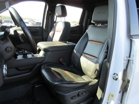 Certified 2025 GMC Sierra 1500 AT4 w/ AT4 Premium Package AWD/4WD image 20