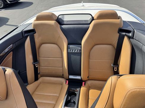Used 2014 Mercedes-Benz E 550 Cabriolet image 34