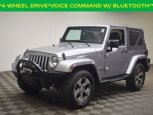 Used 2016 Jeep Wrangler Sahara w/ Connectivity Group AWD/4WD image 3