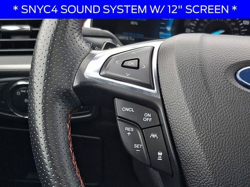 Certified 2021 Ford Edge ST-Line w/ Class II Trailer Tow Package AWD/4WD image 22