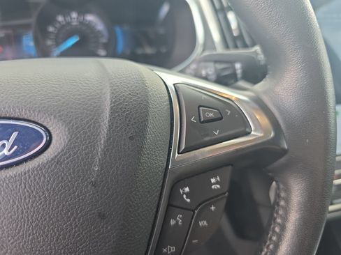 Used 2021 Ford Edge Titanium FWD image 15
