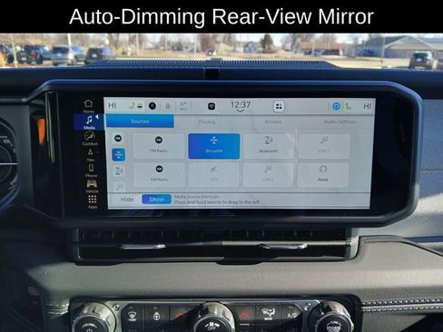 Used 2024 Jeep Wrangler Unlimited Sahara w/ Technology Group AWD/4WD image 22