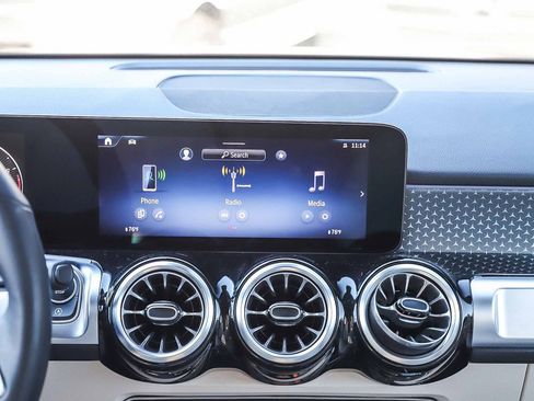 Certified 2025 Mercedes-Benz GLB 250 4MATIC image 14