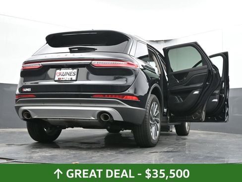 Used 2024 Lincoln Corsair Reserve image 95