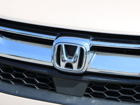 Used 2018 Honda CR-V EX image 12