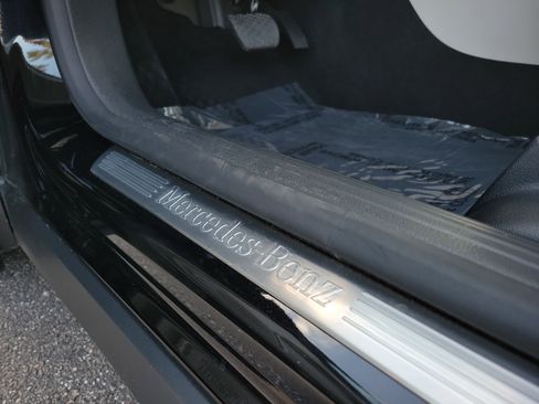 Certified 2025 Mercedes-Benz GLA 250 image 29