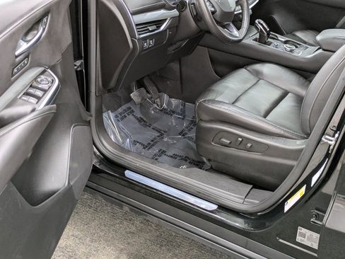 Used 2023 Cadillac XT4 Premium Luxury image 22