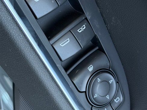 New 2026 GMC Sierra 1500 Elevation image 11