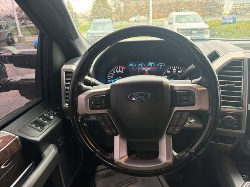 Used 2017 Ford F250 Platinum w/ Platinum Ultimate Package image 3