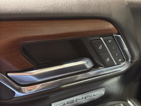 Used 2023 GMC Sierra 1500 Denali w/ Denali Reserve Package image 40