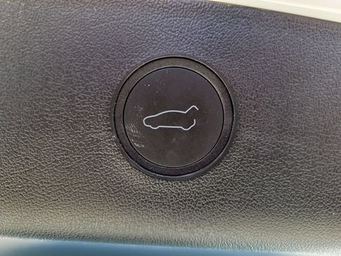 Used 2023 Tesla Model 3 Standard Range RWD image 12