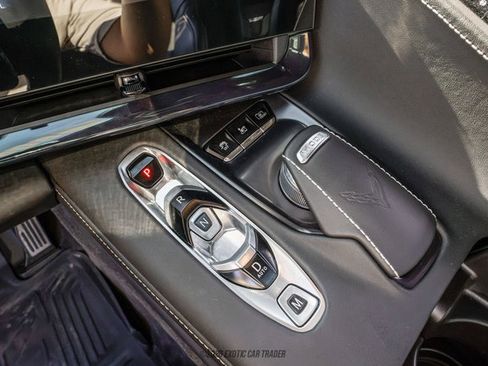 Used 2025 Chevrolet Corvette Stingray Premium Cpe w/ Z51 Performance Package RWD image 38