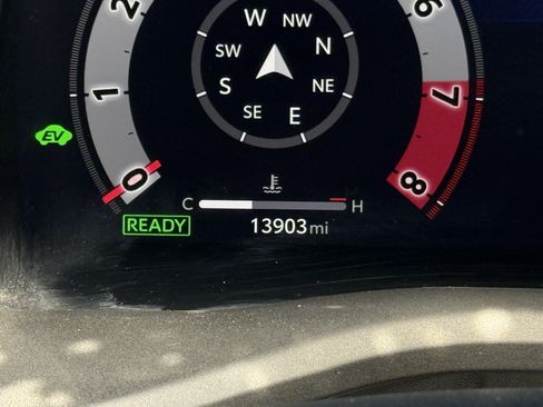 Used 2025 Toyota Camry XSE FWD image 14