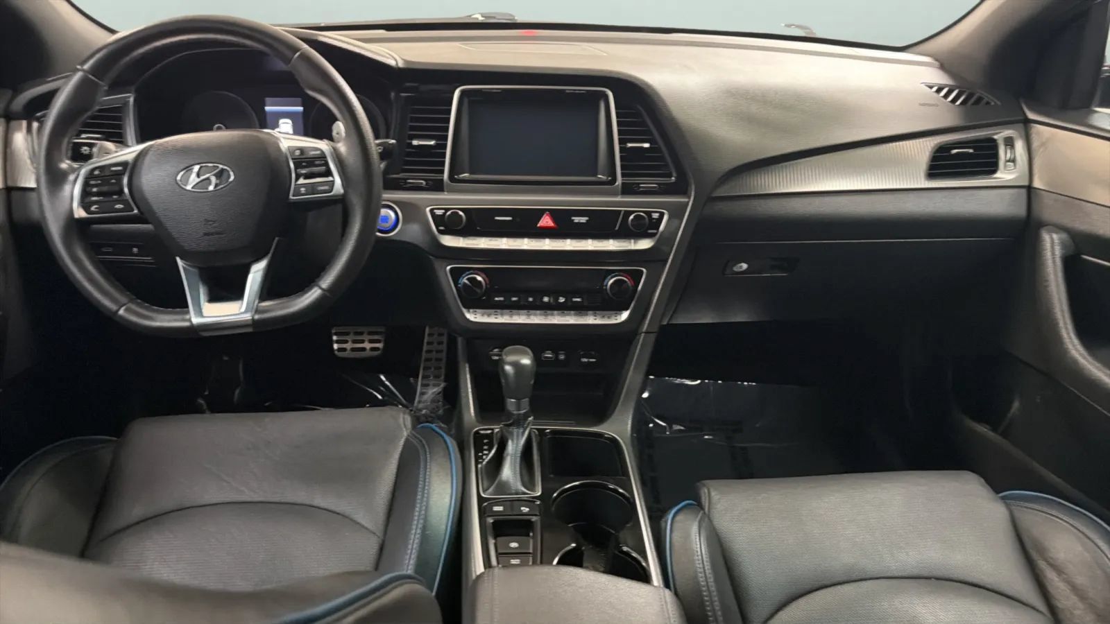 Used 2018 Hyundai Sonata Limited FWD image 17