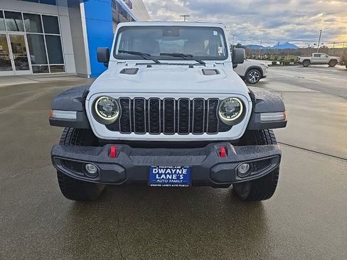 Used 2024 Jeep Wrangler Unlimited Rubicon image 9