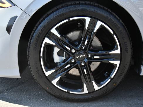 Used 2023 Kia K5 GT-Line FWD image 12