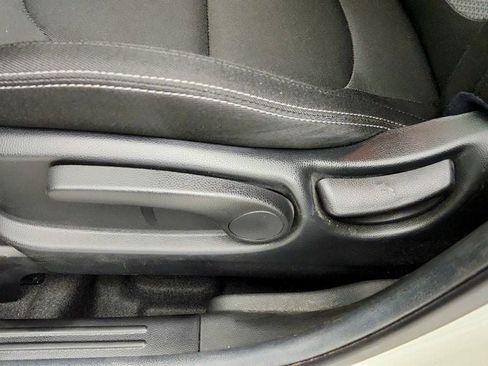Used 2019 Kia Soul + FWD image 24