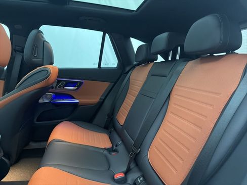 New 2026 Mercedes-Benz GLC 300 image 18
