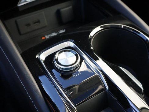 New 2025 Buick Envision Sport Touring image 25